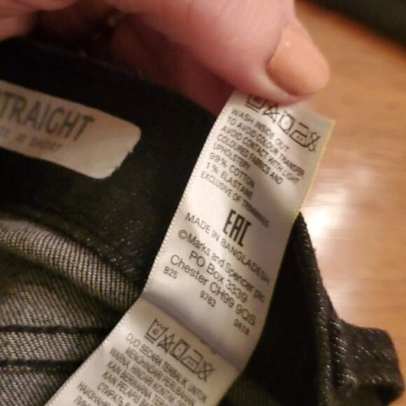M&S Denim Mid Rise & Straight Sz. 28x28.5 Blue Jeans - Picture 14 of 14